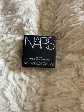 NARS Blush Compact - Shade behave